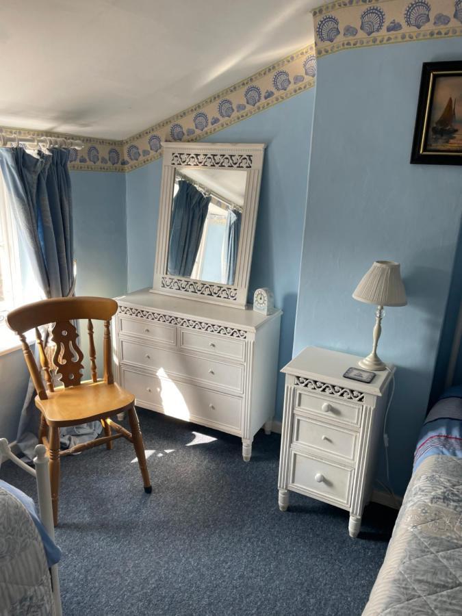 2 Bedroomed Fisherman'S Cottage Near Quay ブレイクニー エクステリア 写真